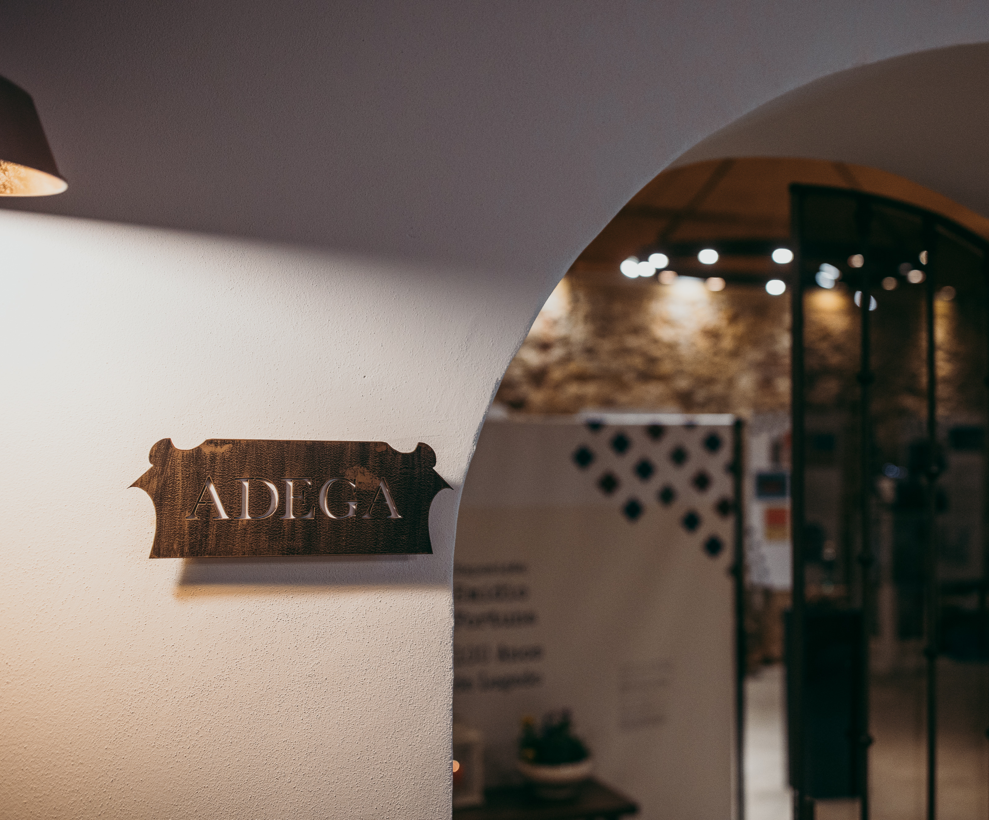 Na Adega