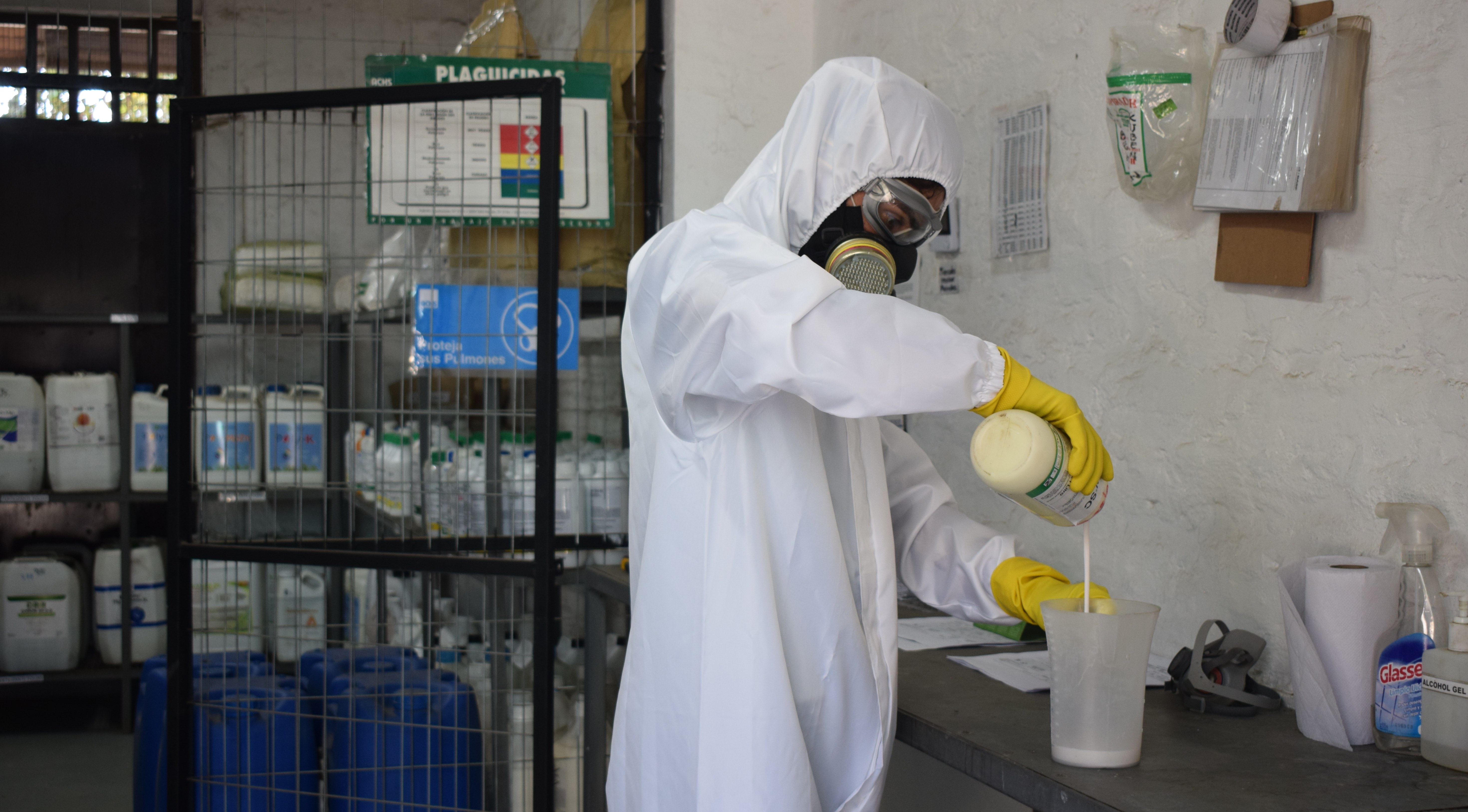 Líderes en el desarrollo de <div>ropa de trabajo especializada</div>