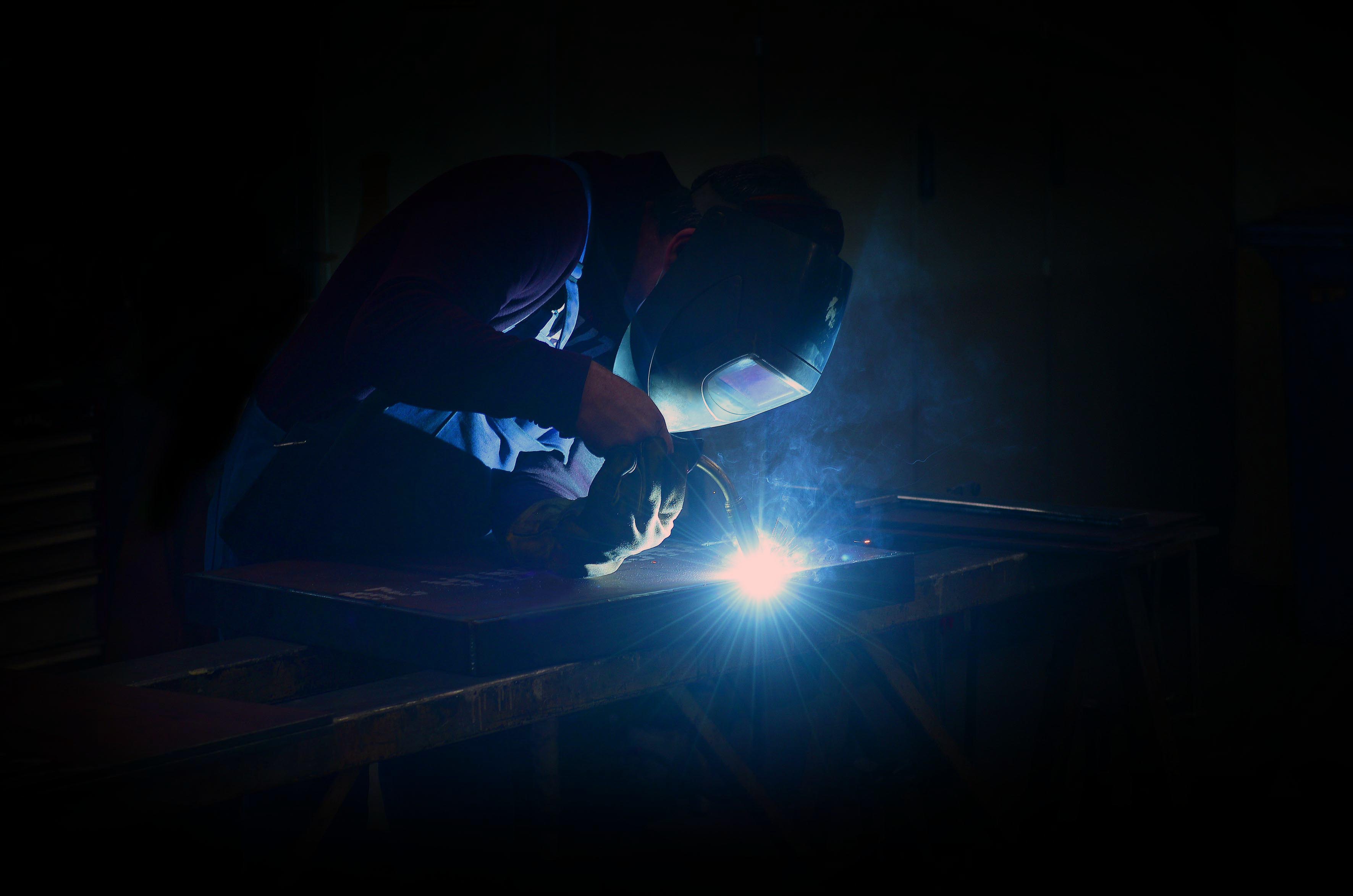 <b>+45 AÑOS</b> FABRICANDO <b>SOLUCIONES</b> PARA <b>EMPRESAS</b>