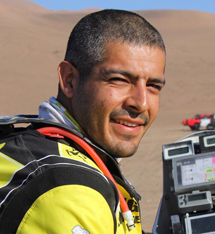 Cristian Naser / Instructor - Guide