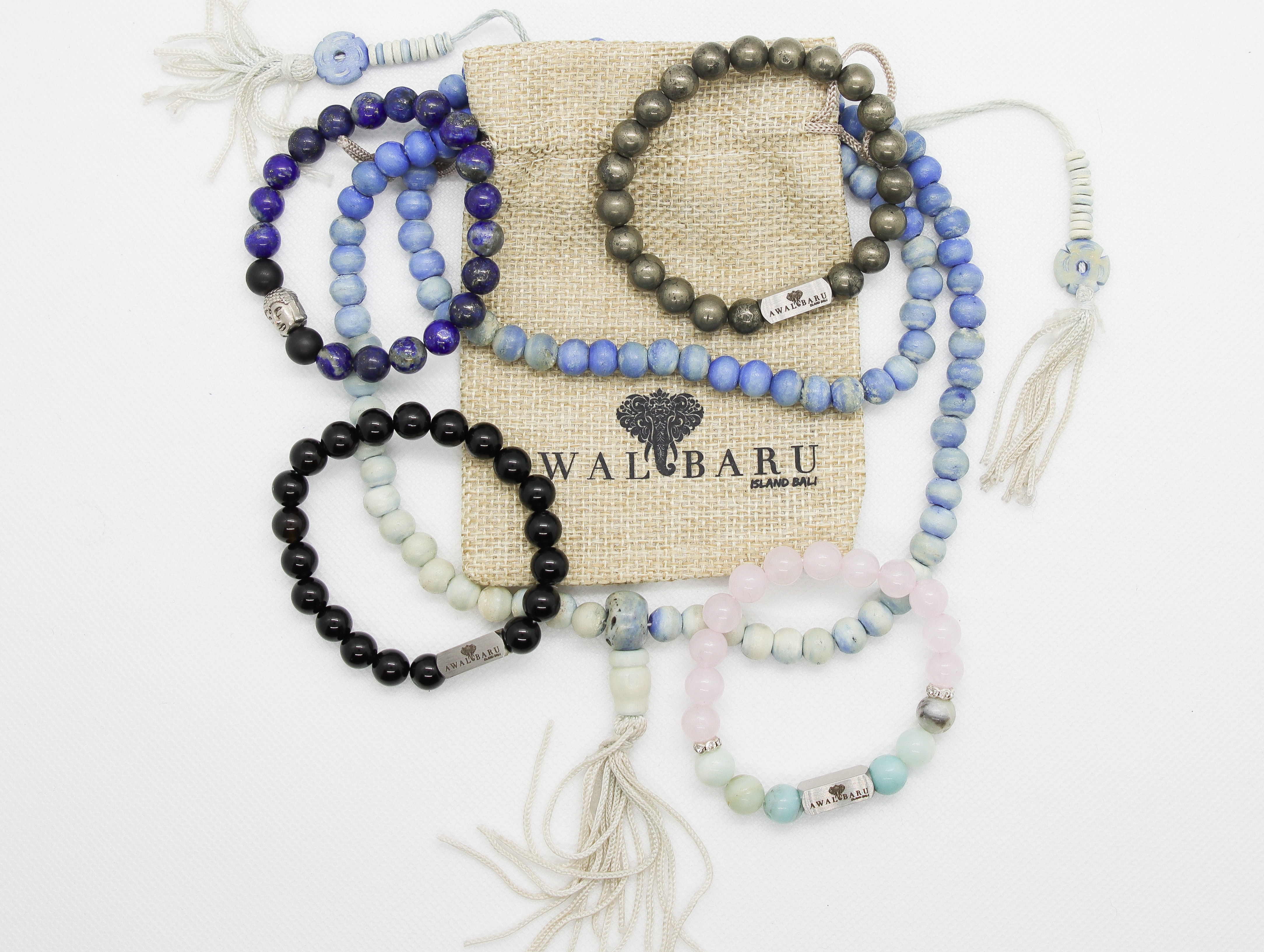 Pulseras y Collares Exclusivos