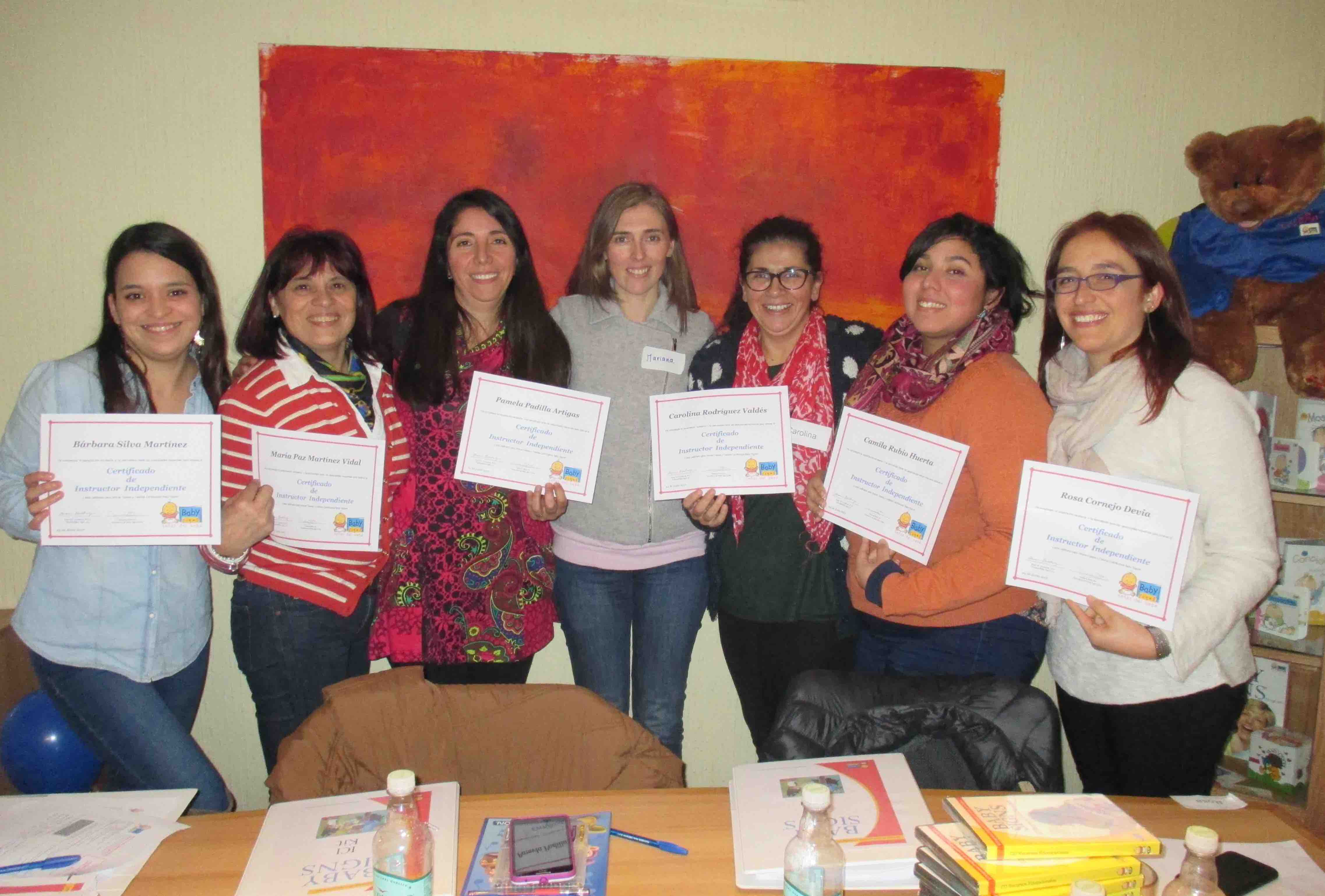 Profesionales <span style="color: rgb(27, 27, 27); font-family: "Albert Sans", sans-serif; font-weight: 400;"> Baby Signs®</span>