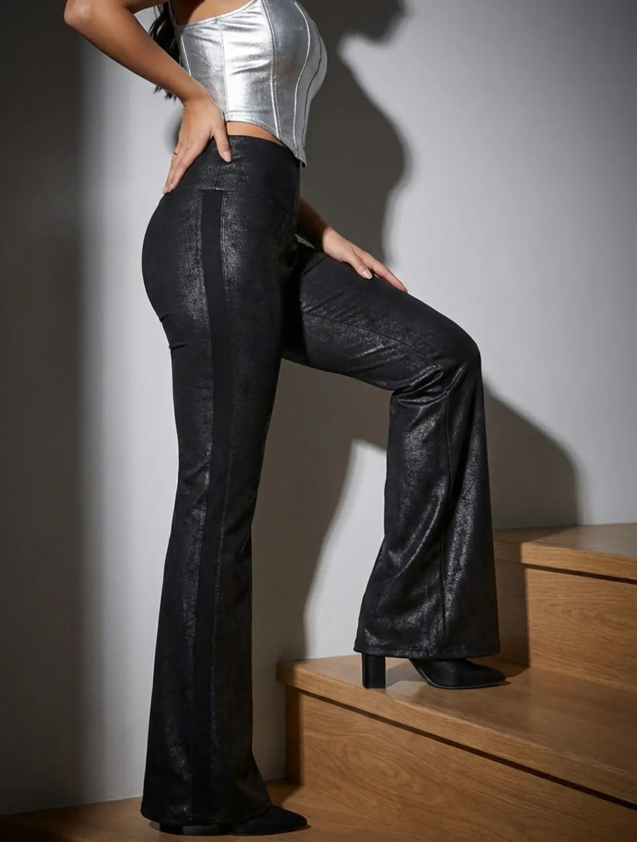 Pantalones flare y joggers negros mujer Carobaska