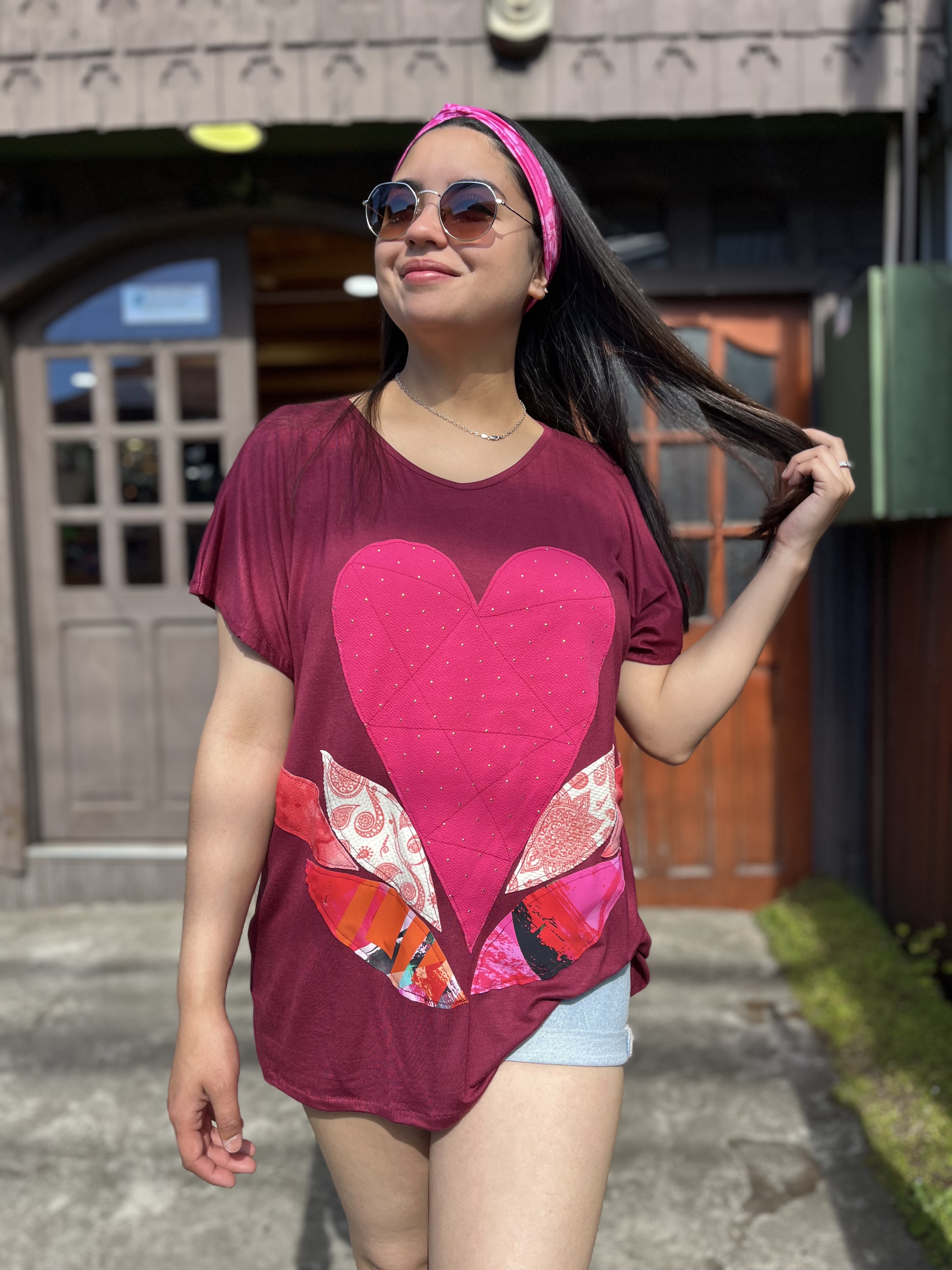 Poleras ❤️‍🔥 diseños únicos ¡hechas a mano! 