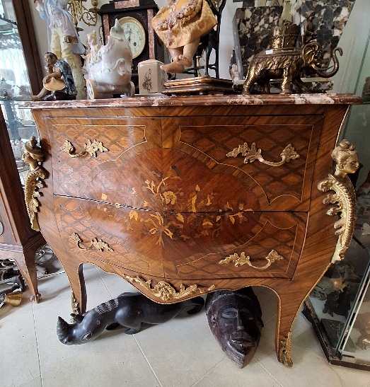 Buscantiguidades - leilões 