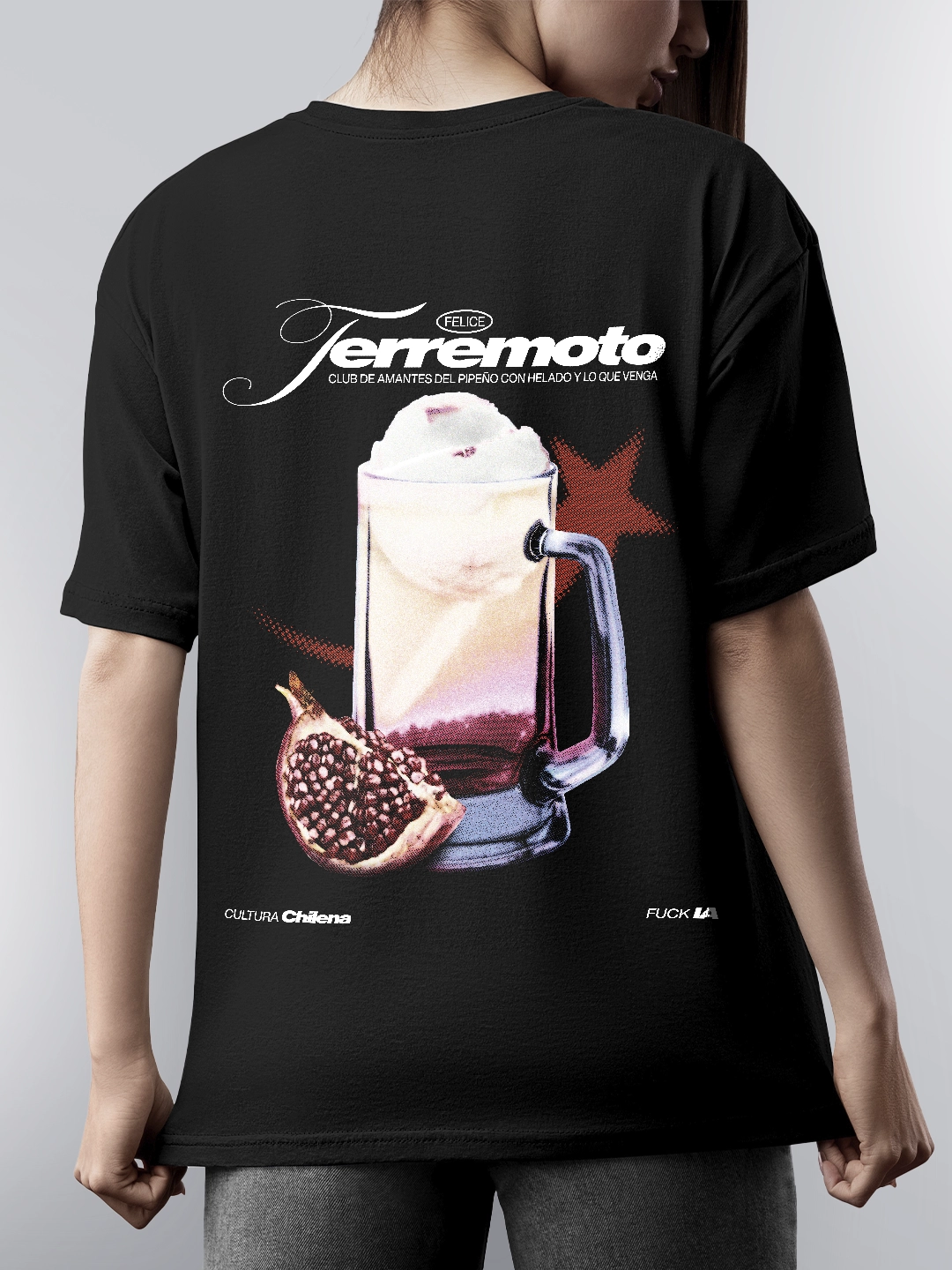 Ejemplo de polera personalizada con estampado trasero
