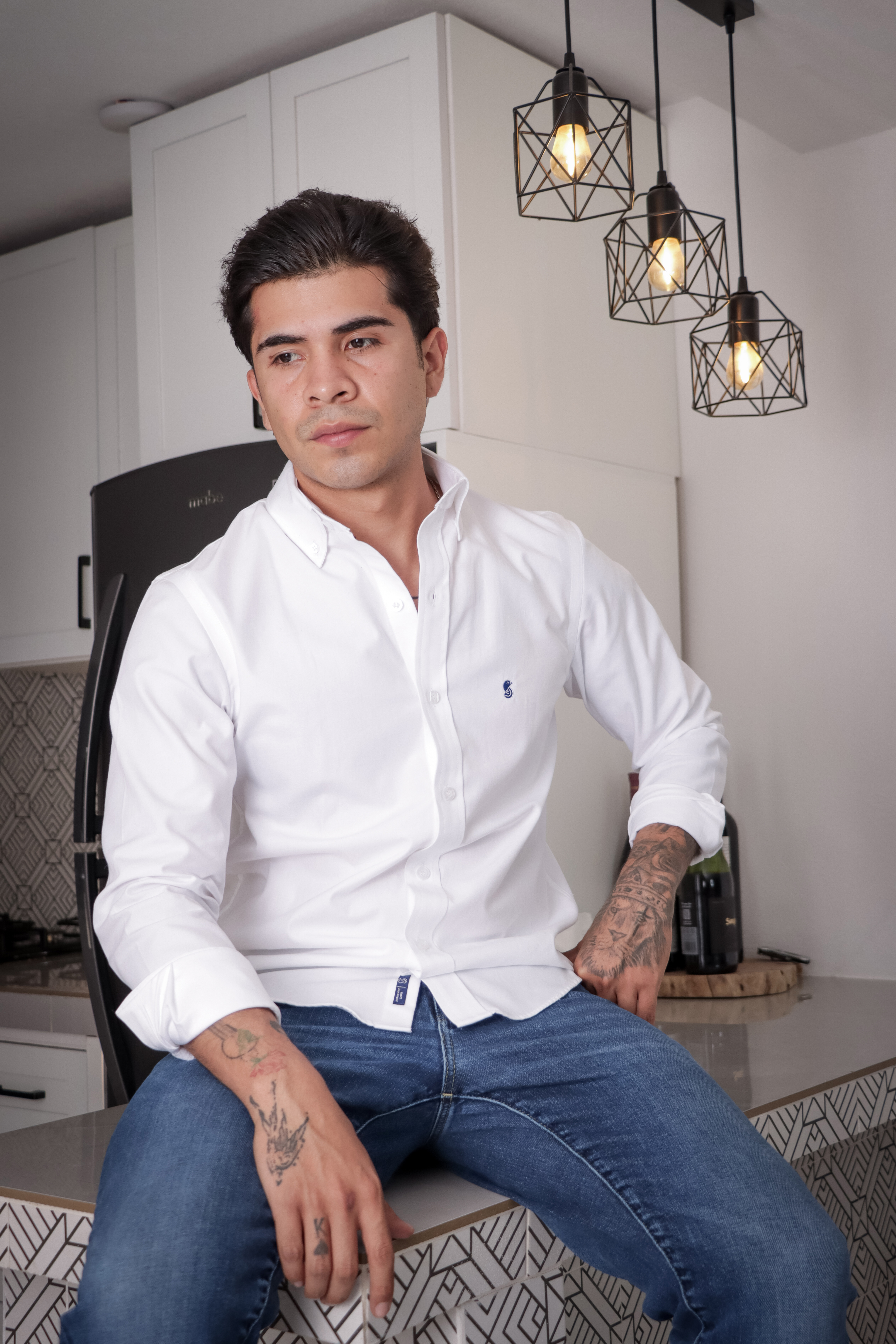 Descubre nuestras sudaderas premium para hombre