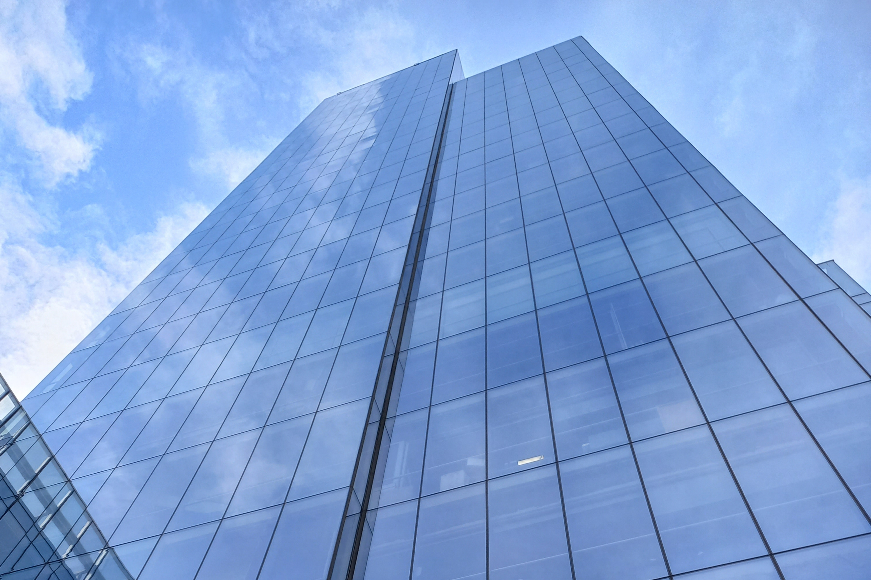 <h2 style="font-size: 28px;"><br></h2>