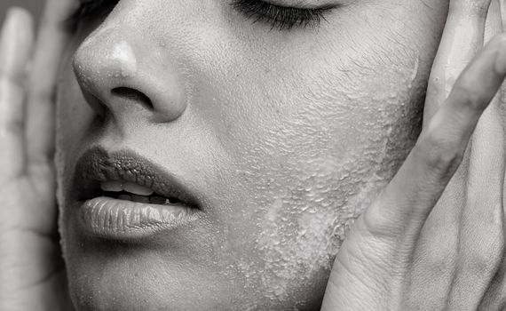 ELIMINA MANCHAS Y ACNÉ