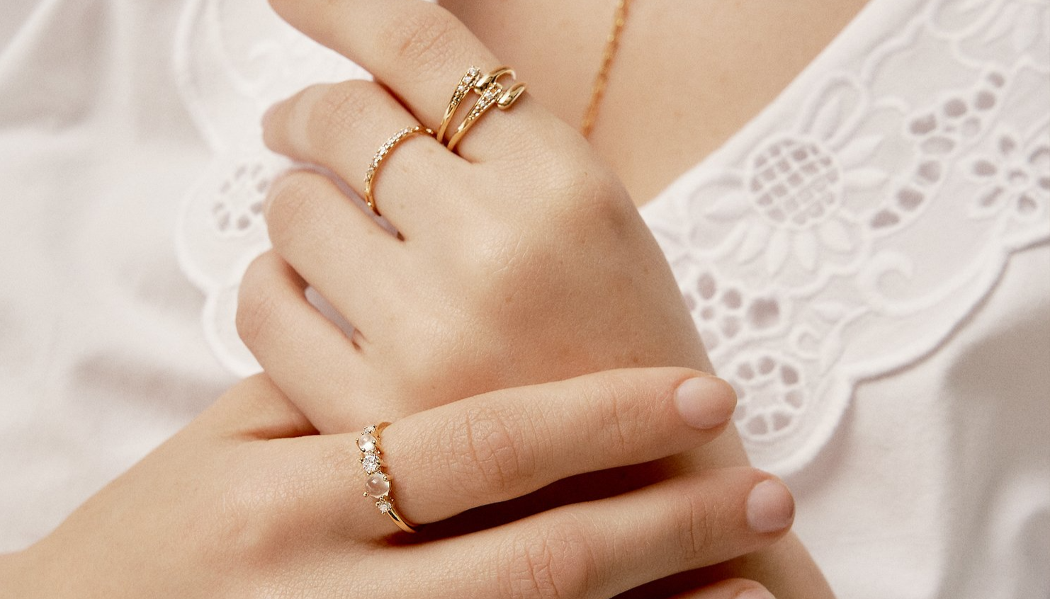 Classy and Fashion jewels 