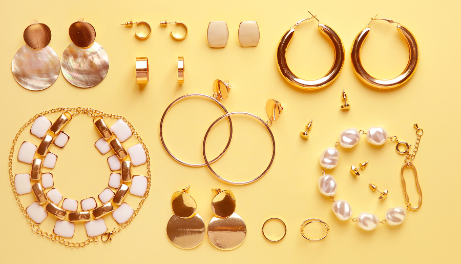 Trabaja con nosotros y gana