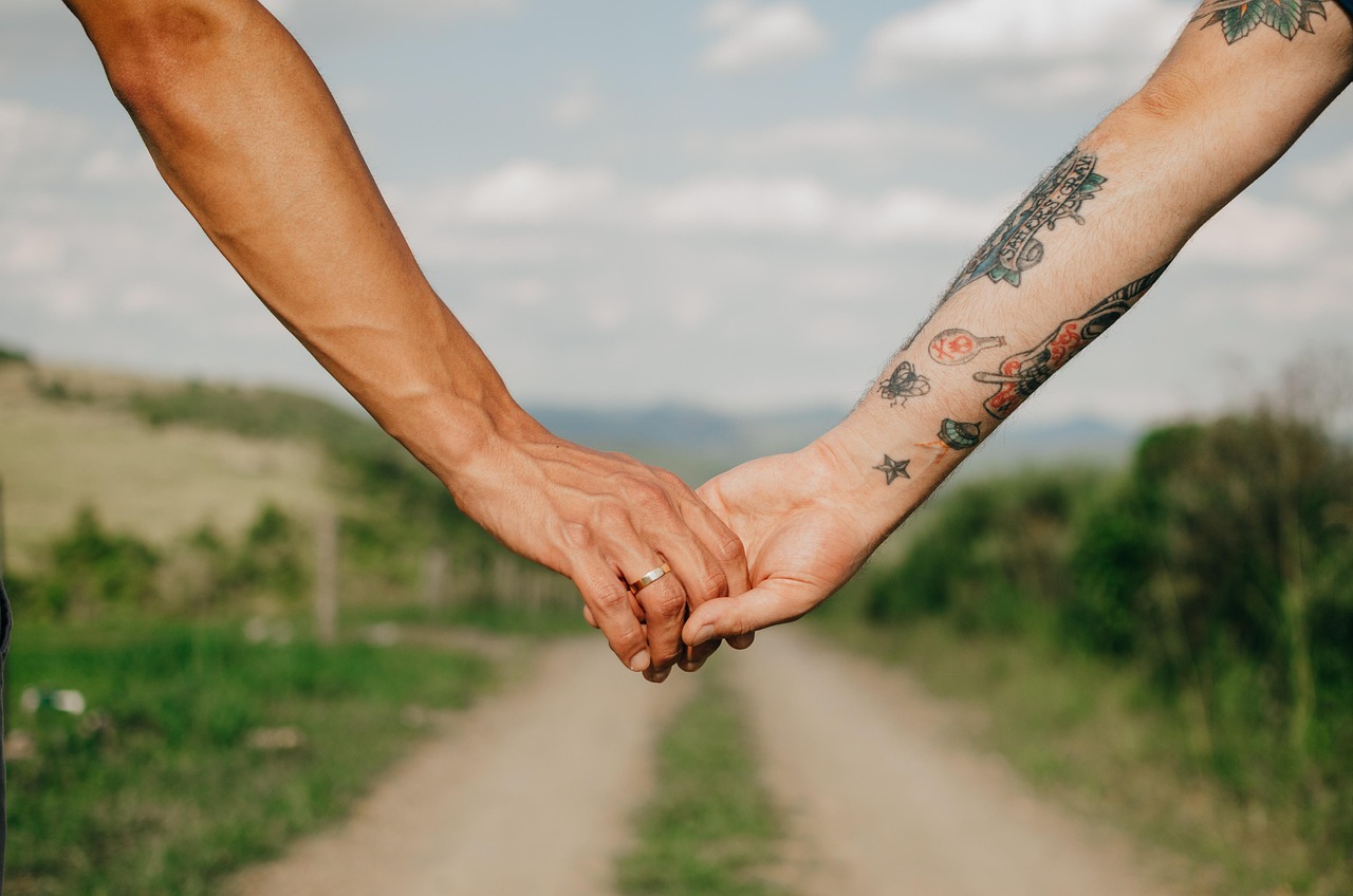 ¿Aniversario? ¿Cumpleaños? Dilo con flores.  No importa si es un año más de amor o una vuelta al sol, nuestras flores son el lenguaje perfecto para celebrar esos momentos únicos. Olvídate de los regalos aburridos y las palabras que se las lleva el viento. Un ramo de flores frescas es un mensaje directo al corazón.