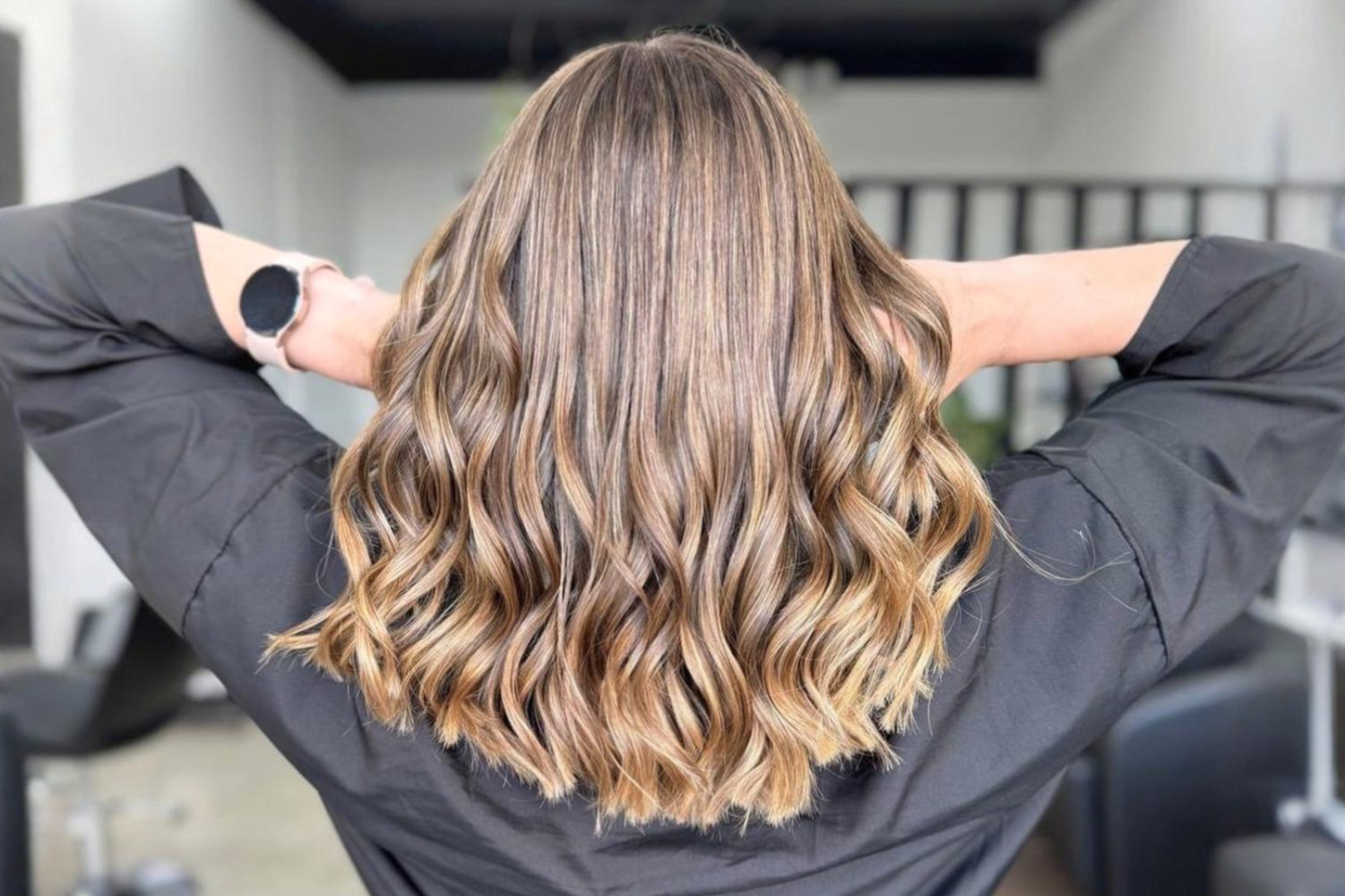 <b>Nikonova</b><br>
Salón<br>