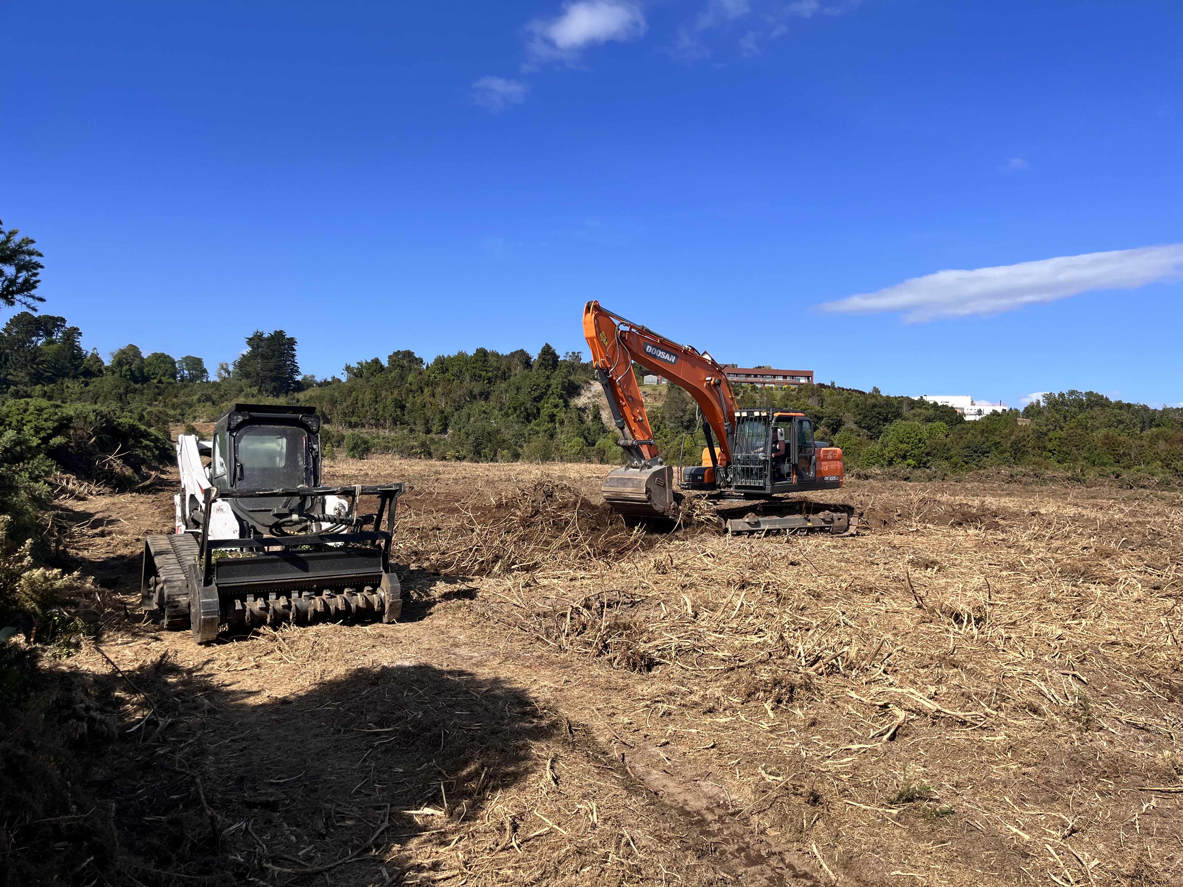 <b>PREGUNTAS FRECUENTES</b>