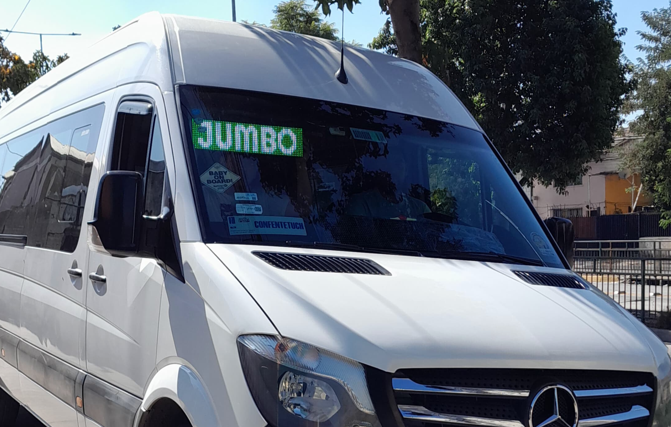 vans Turismo & Personal