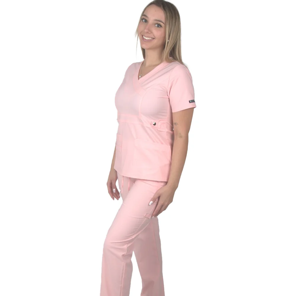 Scrubs y Uniformes Clínicos para Mujer en Chile