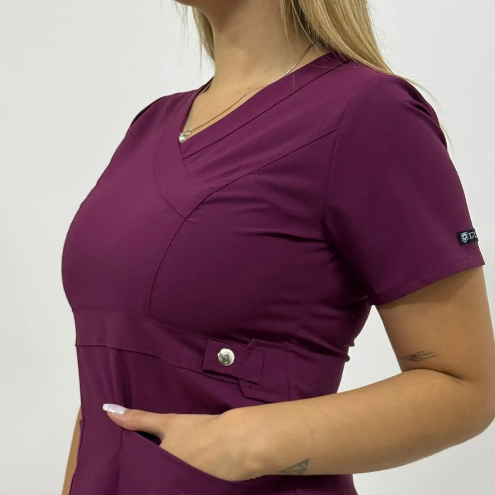 Blusas Clínicas y Tops Médicos para Mujer