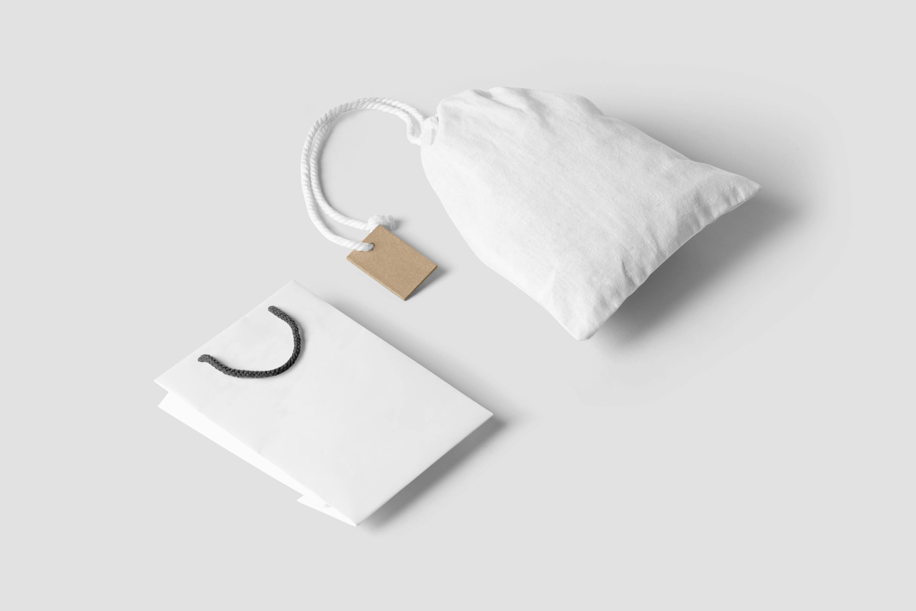 MERCHANDISING