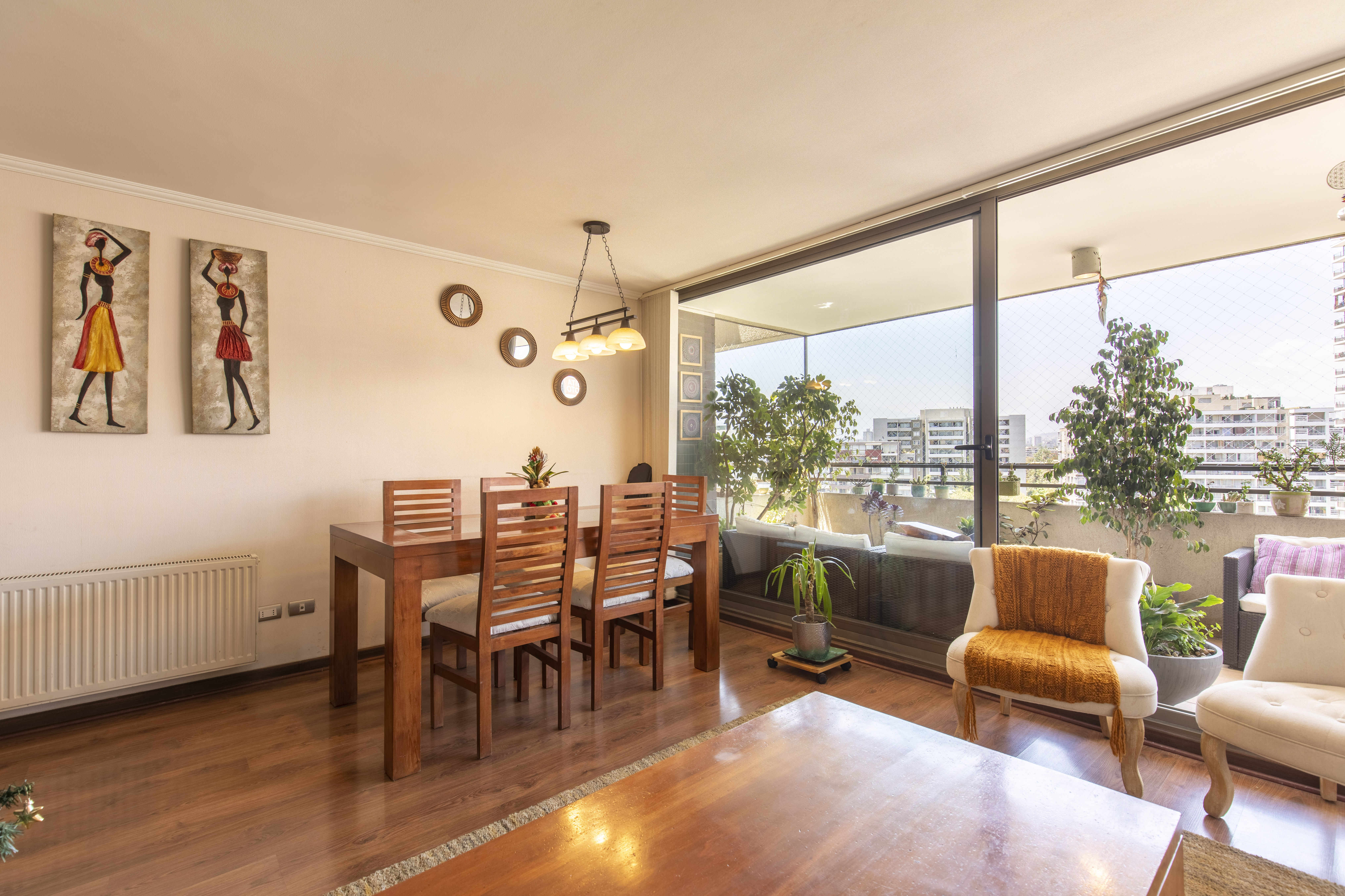 Imagen Profesional, Talleres y Estrategia Digital para Corredores, Brokers y Asesores inmobiliarios.<br>