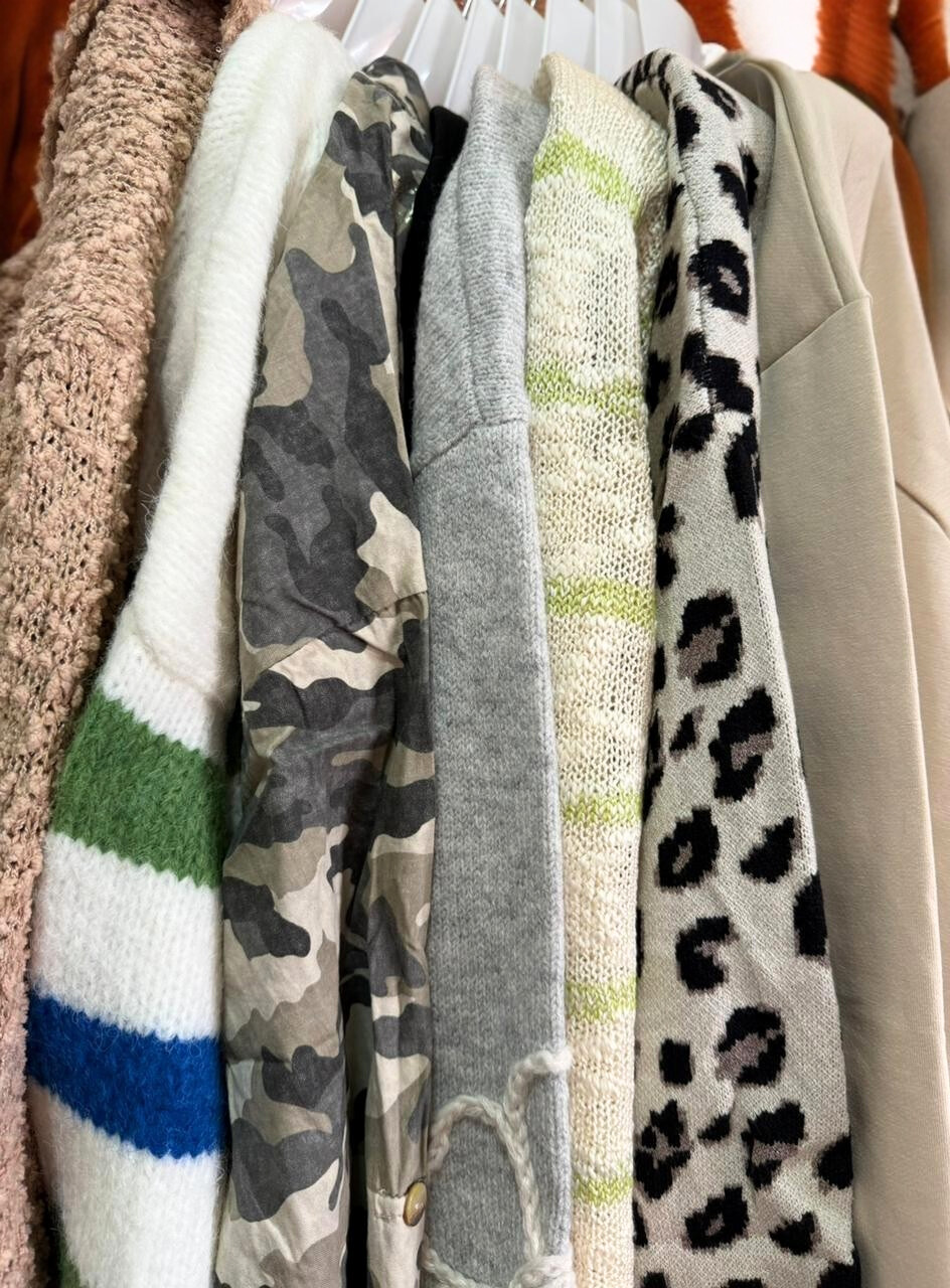 Descubre nuestros  Sweater y Chaquetas para mujer