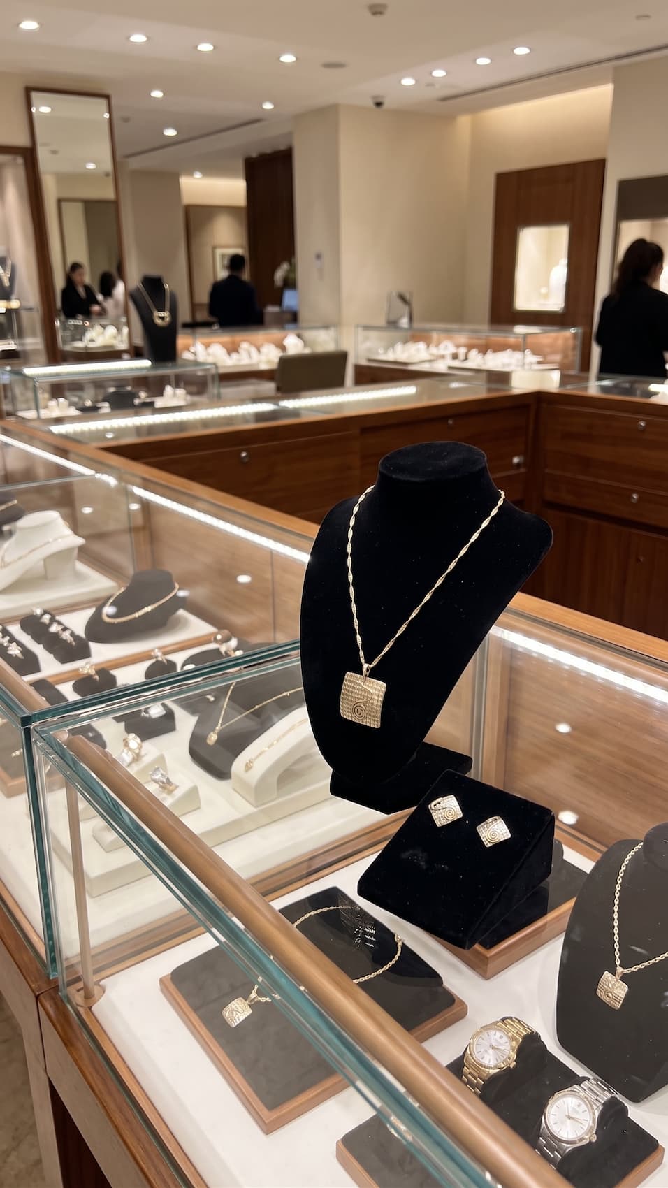JOYERIA Y ACCESORIOS