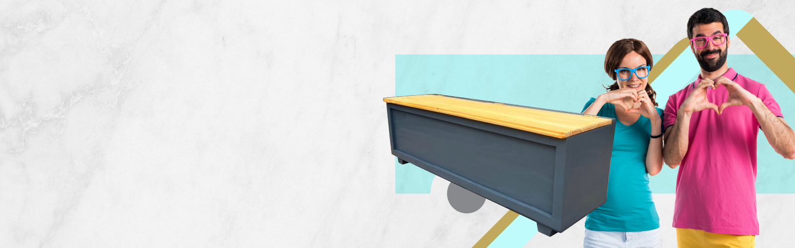 BAÚLES Y COJINERÍA FUNCIONAL