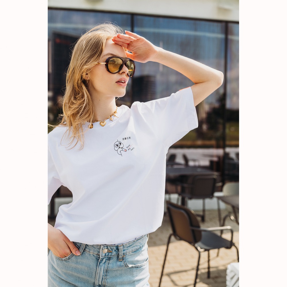 T-SHIRT