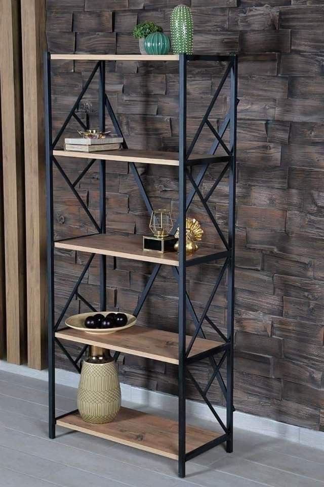 Decoración & Estanterías en Madera – Diseño Industrial