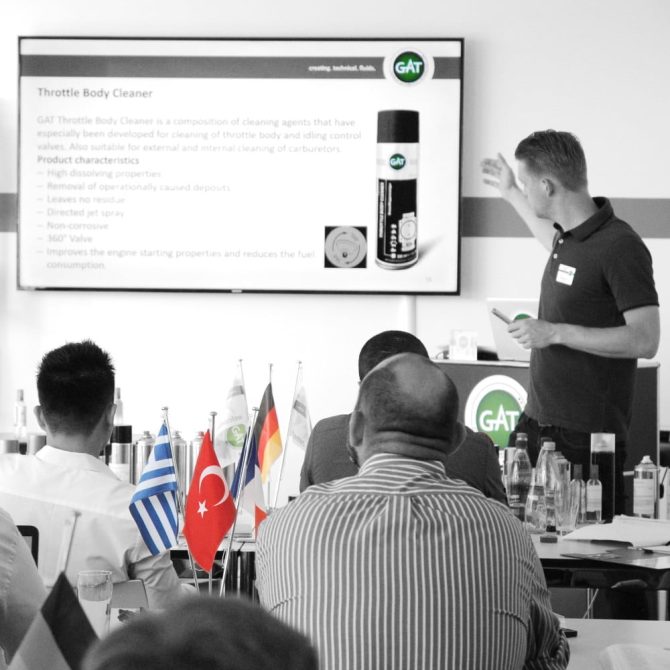 Investigación por contrato