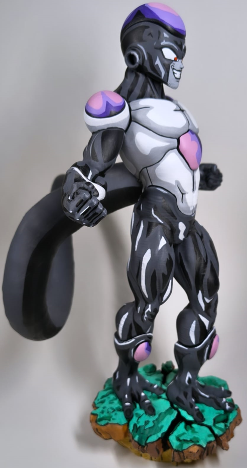 Figura Black Frezzer