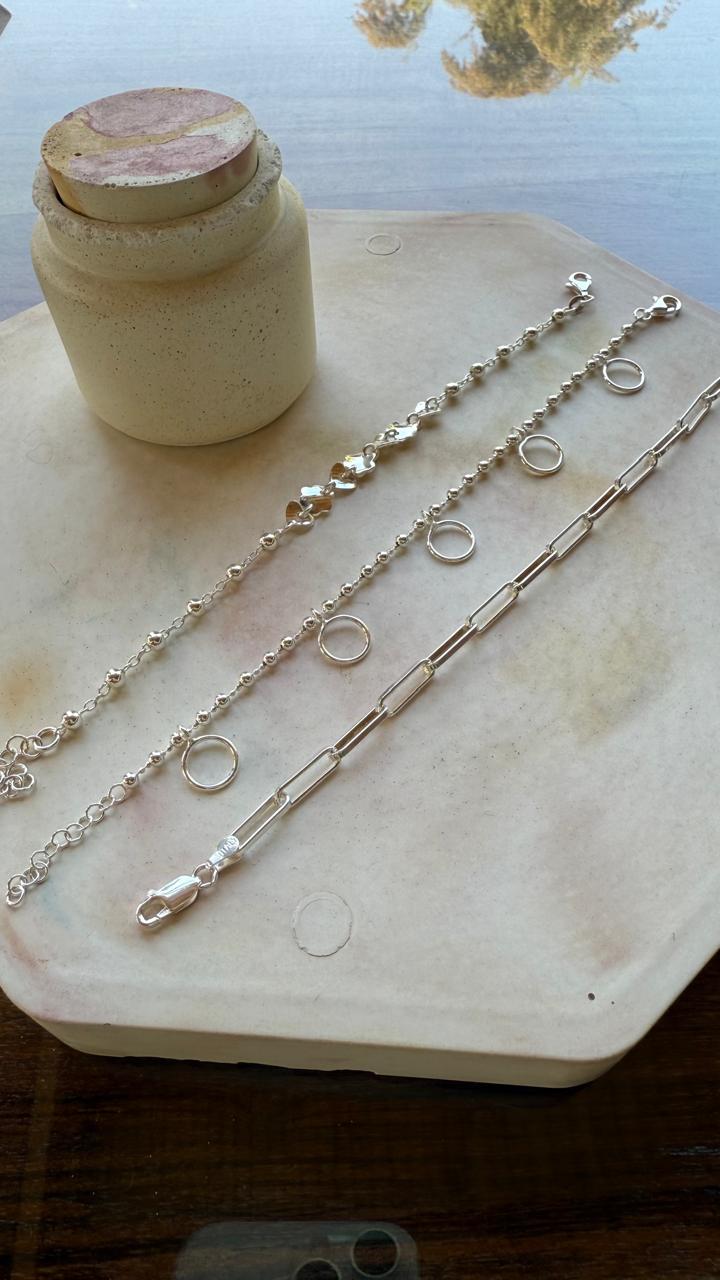 <b>Pulseras</b>