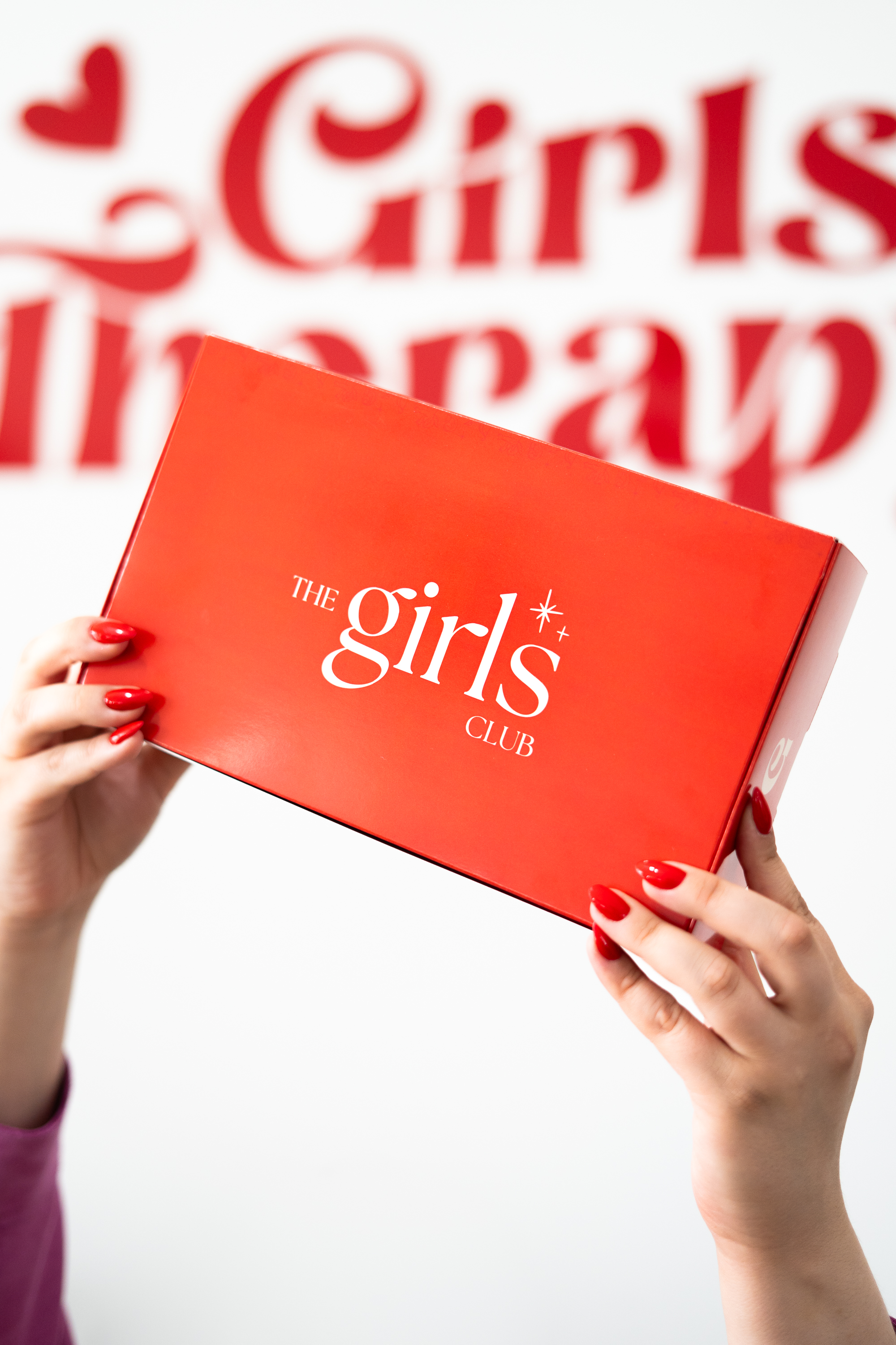 The girls club Box 