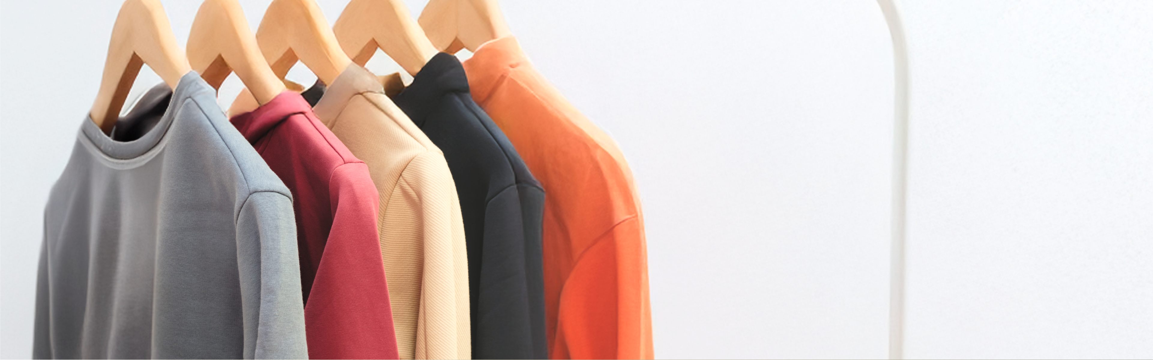 POLERONES Y CHAQUETAS