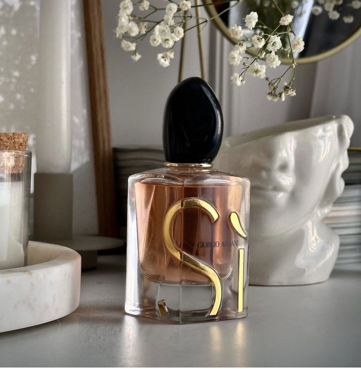 PERFUMES