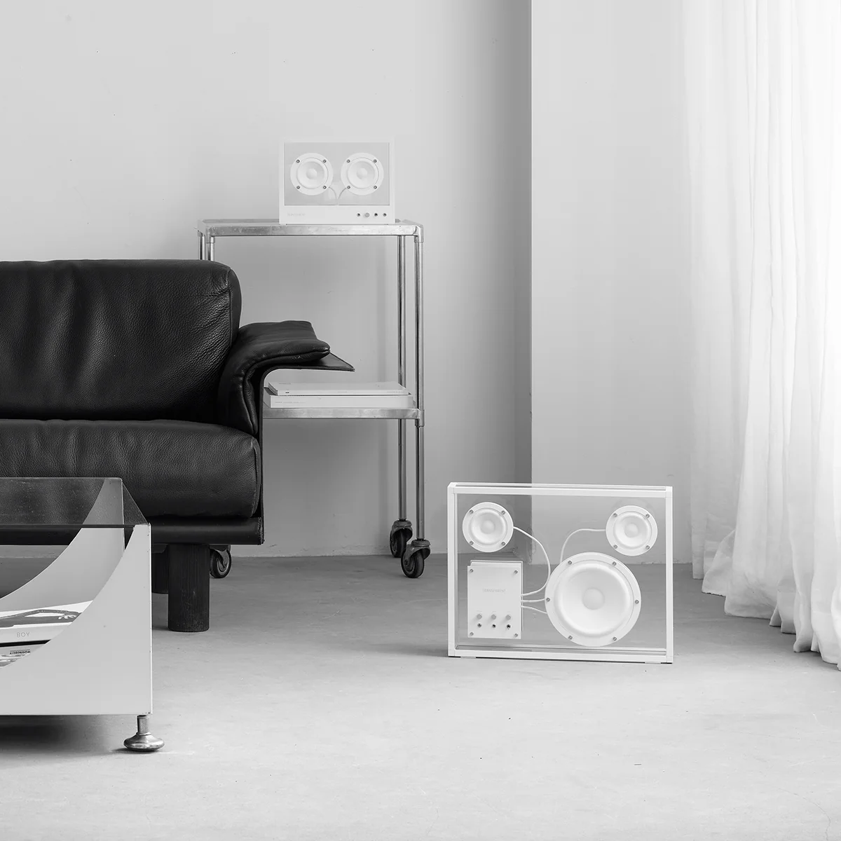 Transparent Speakers: ¡Cuando el audio se vuelve un objeto de deseo!