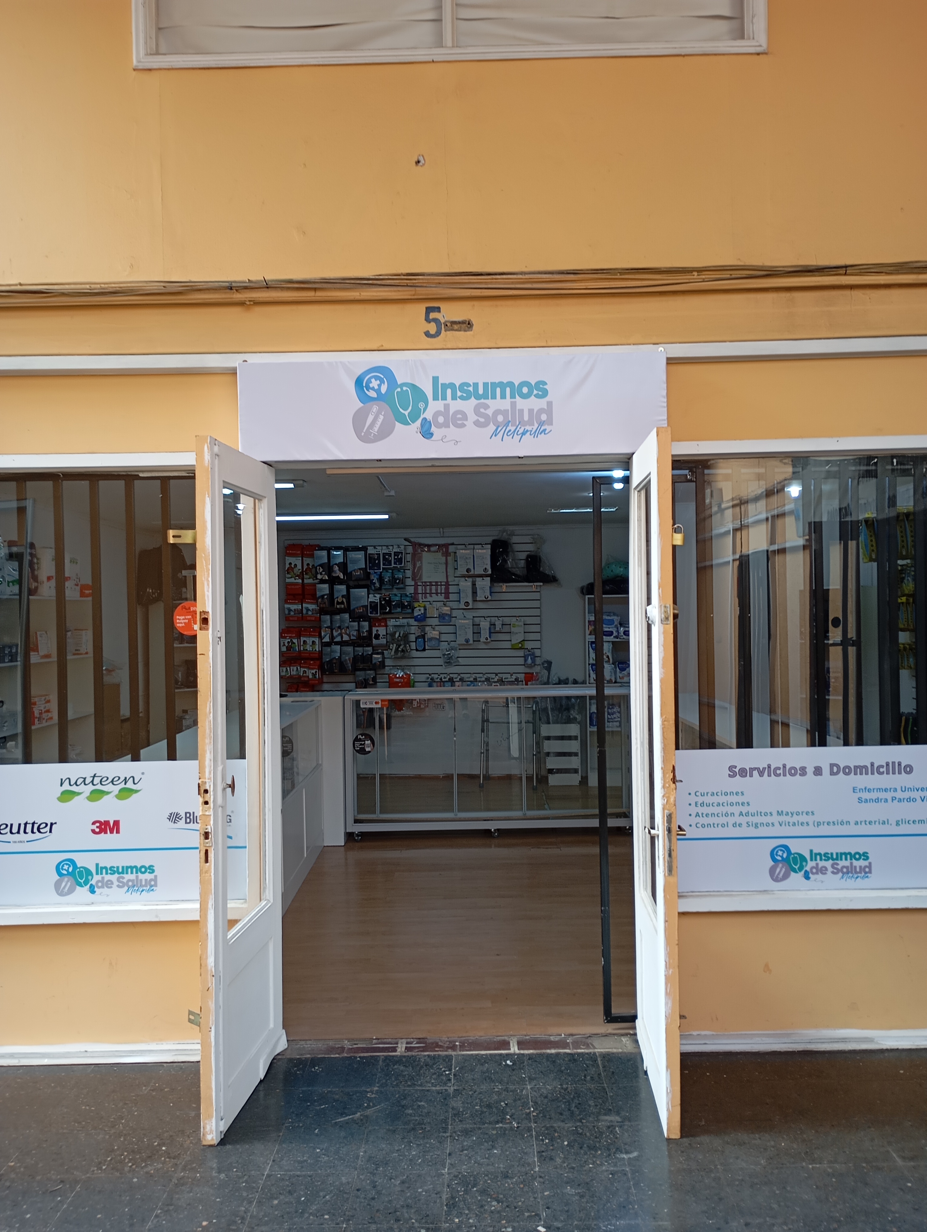 Tienda física dedicada a cuidar tu salud. Contamos con variedad de productos, se realizan asesorias y sugerencias. Enfermera en local.