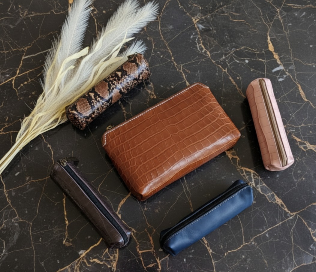 Estuches y Cosmetiqueros de Cuero