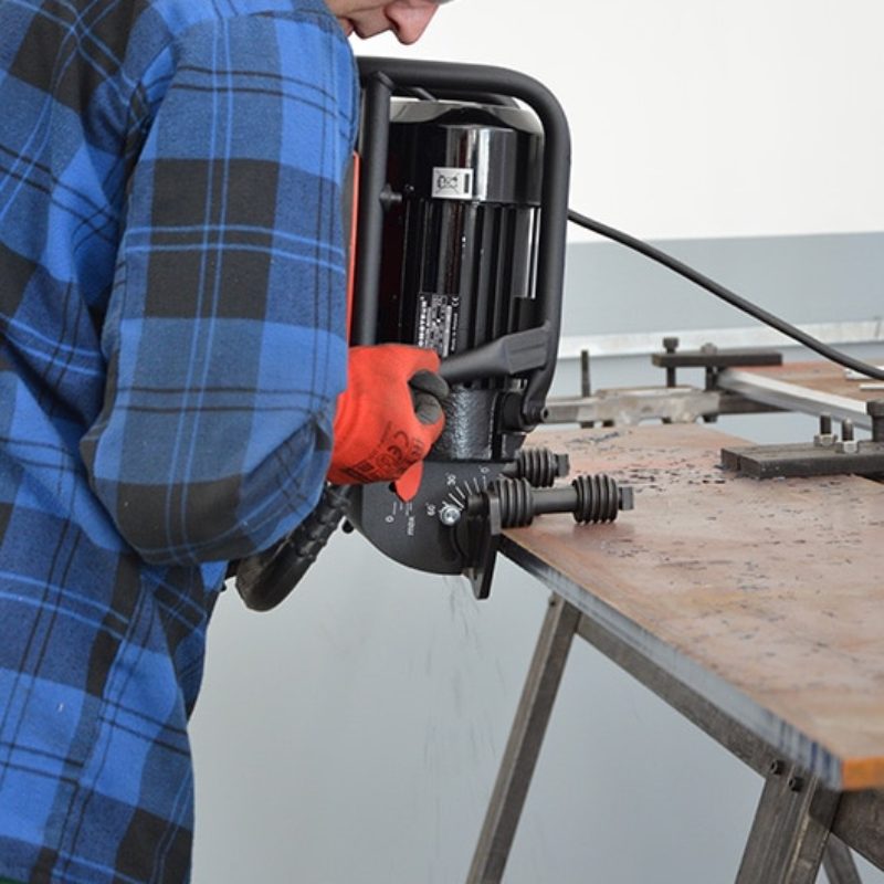 Arriendo y Venta de Biseladoras de Acero (Planchas Planas y Curvas)