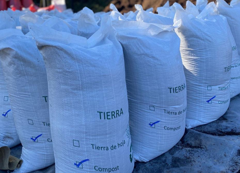 <b><i>Bienvenido a Jardinería payco,un espacio creado para informar, inspirar y crecer contigo.</i></b><br>
<br>