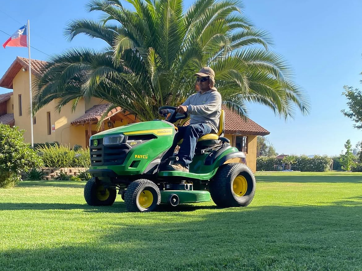 <b><i>Bienvenido a Jardinería payco,un espacio creado para informar, inspirar y crecer contigo</i></b>.<br>
<br>