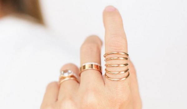 Anillos