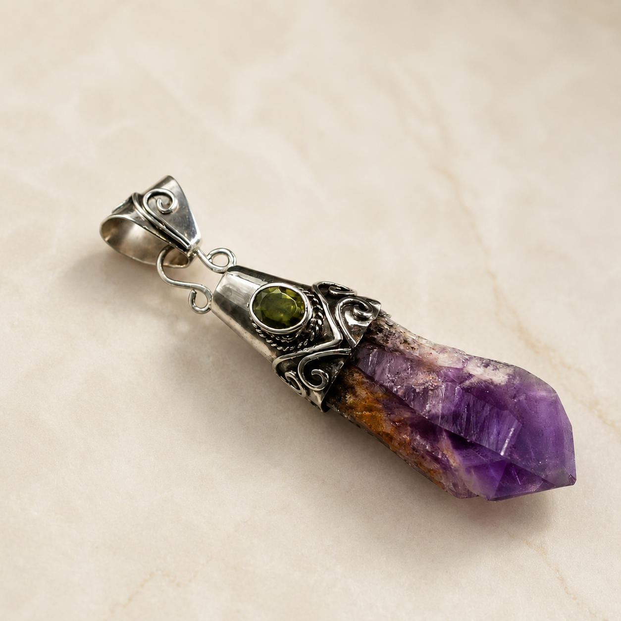 <div><br></div><div><br></div><div><br></div><div><br></div>Bienvenido<div><span style="color: rgb(255, 255, 255); font-family: "Noto Sans", sans-serif;">a Joyas Raíces.cl</span></div>