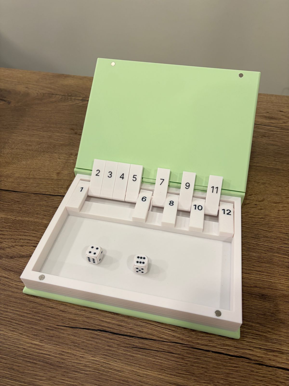 SHUT THE BOX