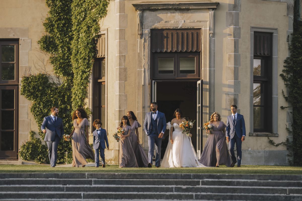 Descubre nuestros increíbles trajes