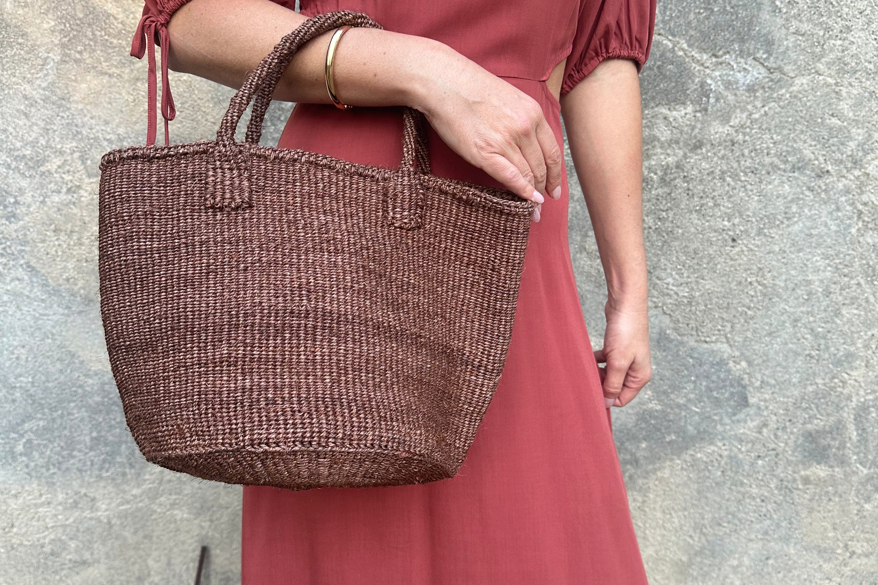 ¿POR QUÉ COMPRAR LEATHER BAGS?