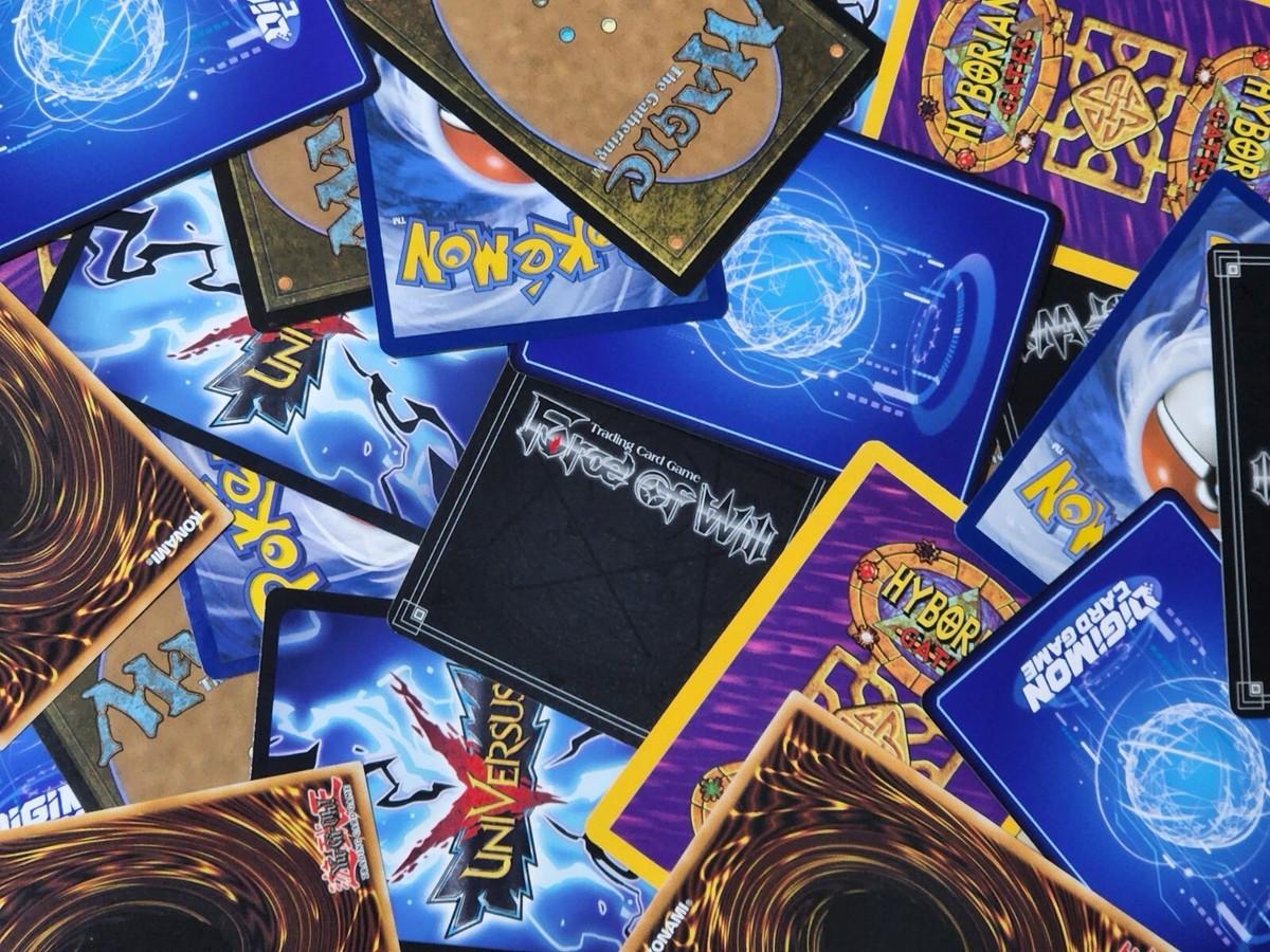 <b><i>Artículos TCG</i></b>
