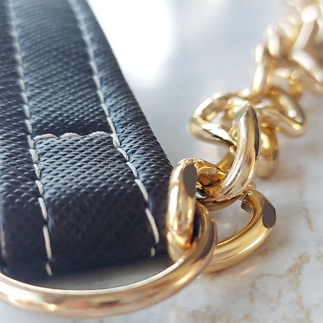 Junta-te ao universo Mala Mia<div><br></div><div>Recebe novidades, bastidores, lançamentos secretos e 10% de boas-vindas para escolher a tua primeira peça </div>