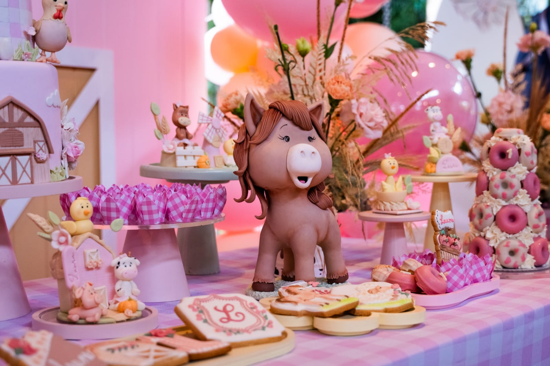 <i>Celebrações que ganharam&nbsp;</i><i style="font-family: var(--rx-font-text);">forma e identidade!</i>