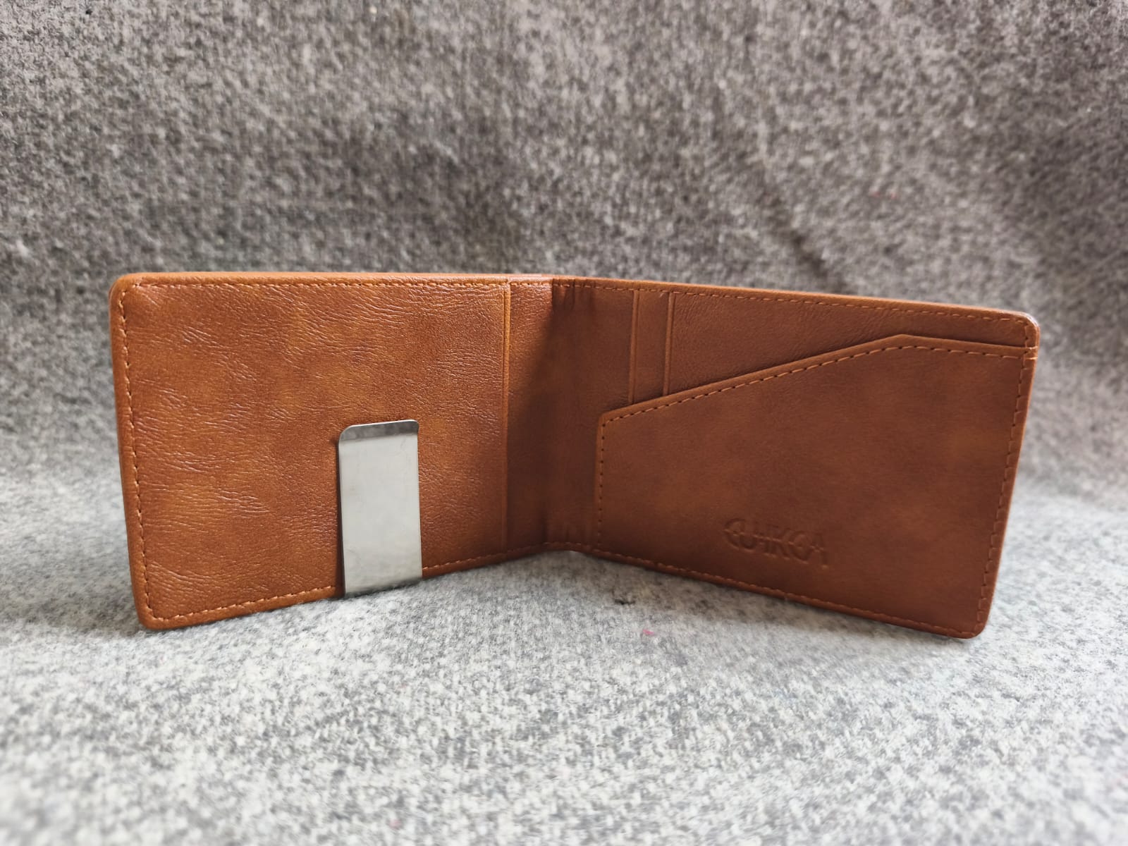 <span style="color: #222222; font-family: miui, system-ui, -apple-system, BlinkMacSystemFont, '.SFNSText-Regular', Helvetica, Arial, sans-serif; font-size: 16px;">CUICKCA Cartera Portátil Minimalista de Cuero PU&nbsp;</span>