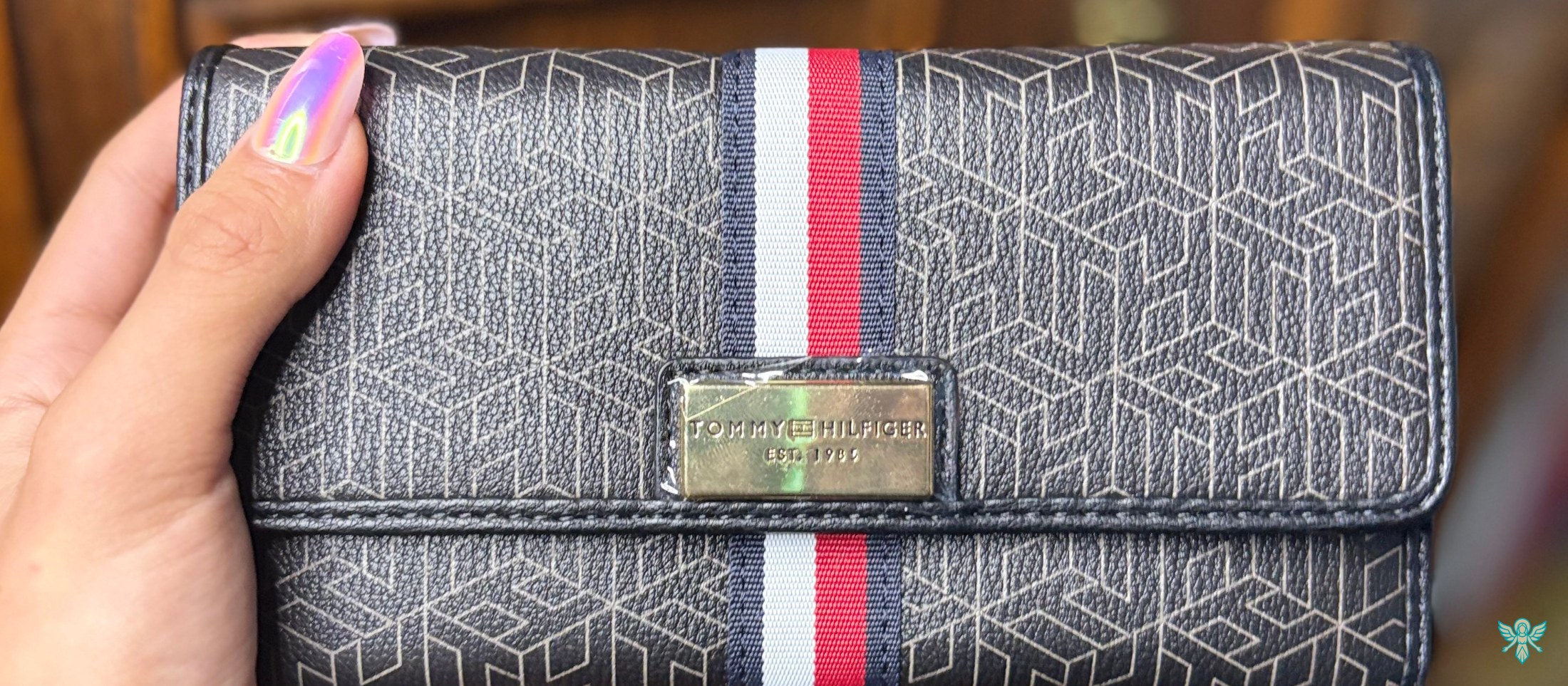 Boutique ceremonial global. Cada objeto tiene su historia, ritual y activación. 